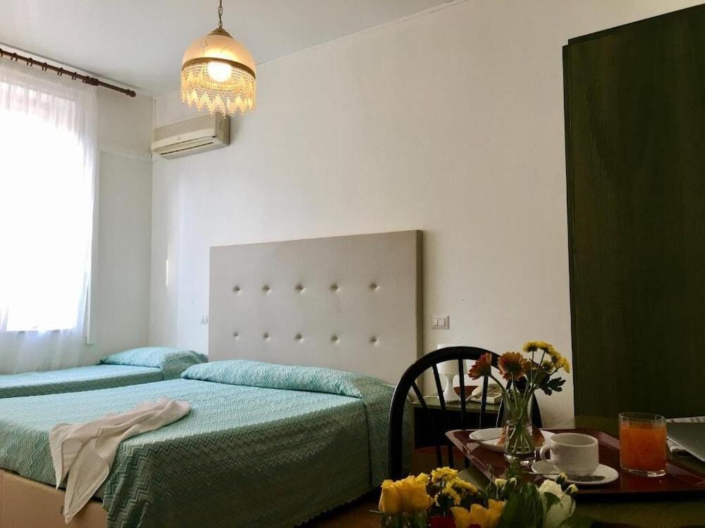 38 Aira Hotels Palermo Luaran gambar